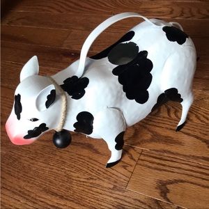 Decorative Metal Farmhouse Cow Watering can